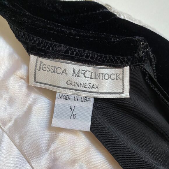 Jessica Mc.Clintock Maxi Dress S/6 Black Velvet Embroidered Spaghetti Straps Y2K - Picture 10 of 10